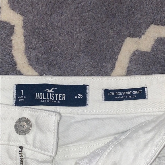 Hollister shorts - Picture 3 of 3